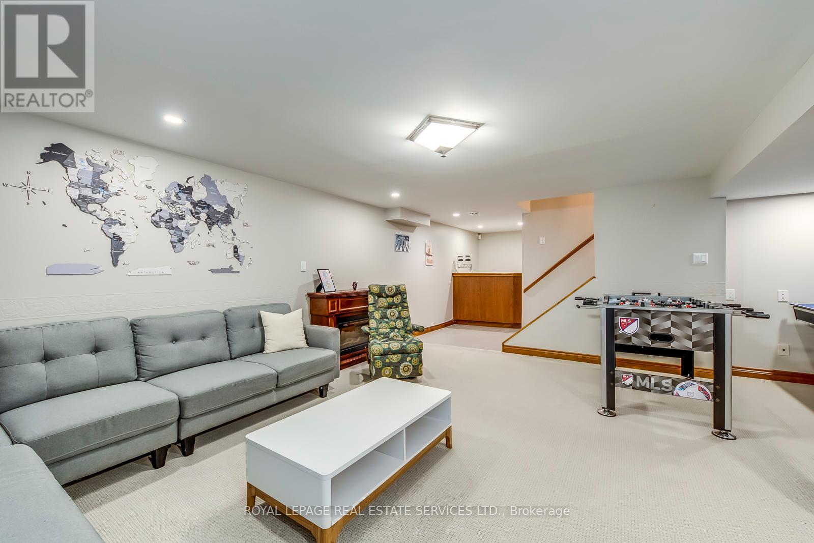 1460 Caulder Drive, Oakville, Ontario  L6J 5S9 - Photo 40 - W12436812