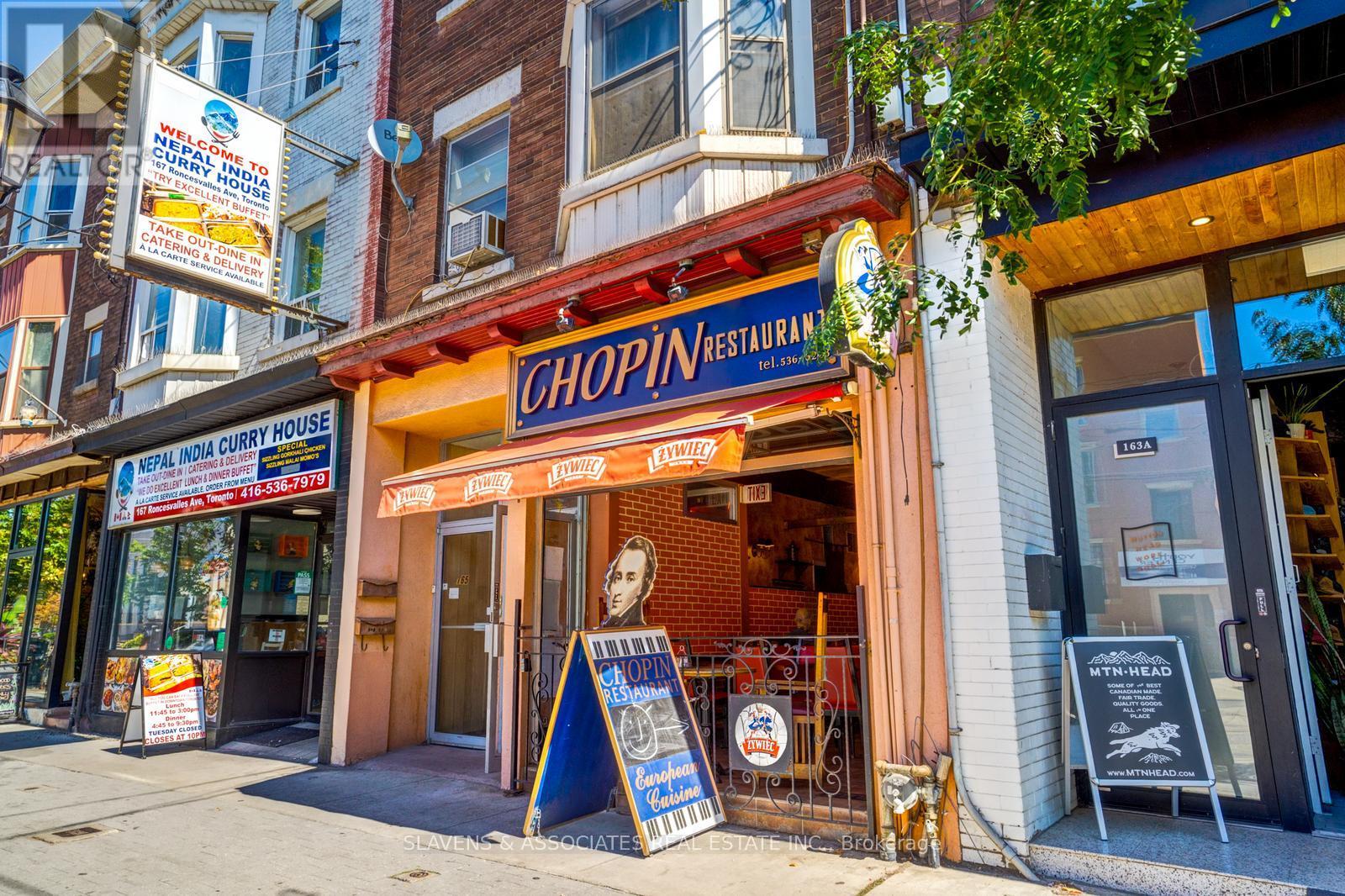 165 Roncesvalles Avenue, Toronto, Ontario  M6R 2L3 - Photo 2 - W12436857