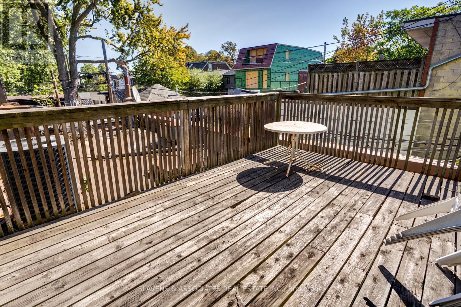 165 Roncesvalles Avenue, Toronto, Ontario  M6R 2L3 - Photo 22 - W12436857