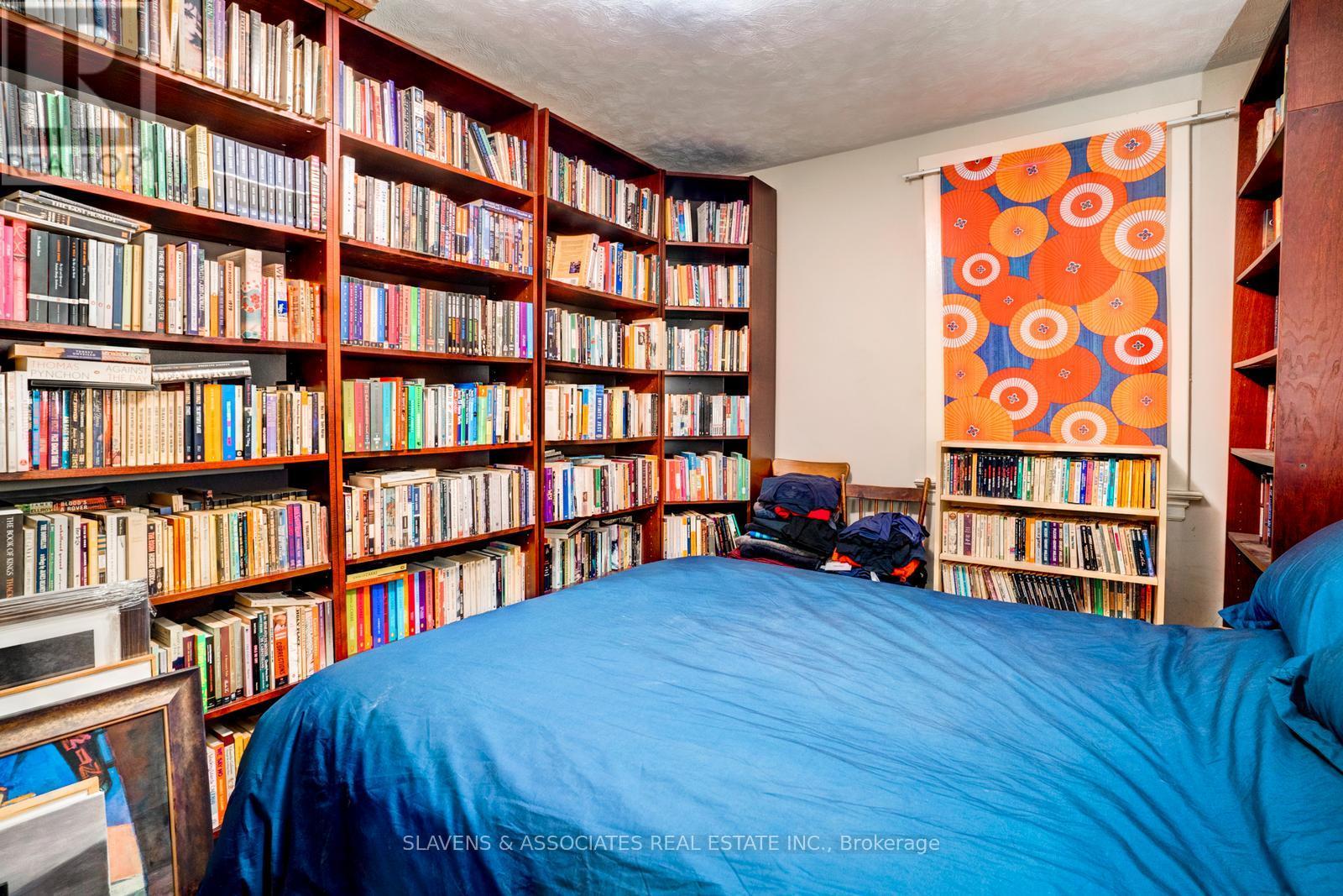 165 Roncesvalles Avenue, Toronto, Ontario  M6R 2L3 - Photo 25 - W12436857