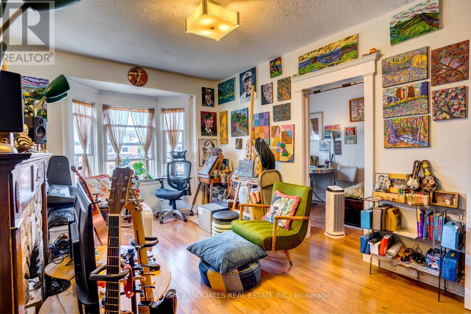 165 Roncesvalles Avenue, Toronto, Ontario  M6R 2L3 - Photo 29 - W12436857