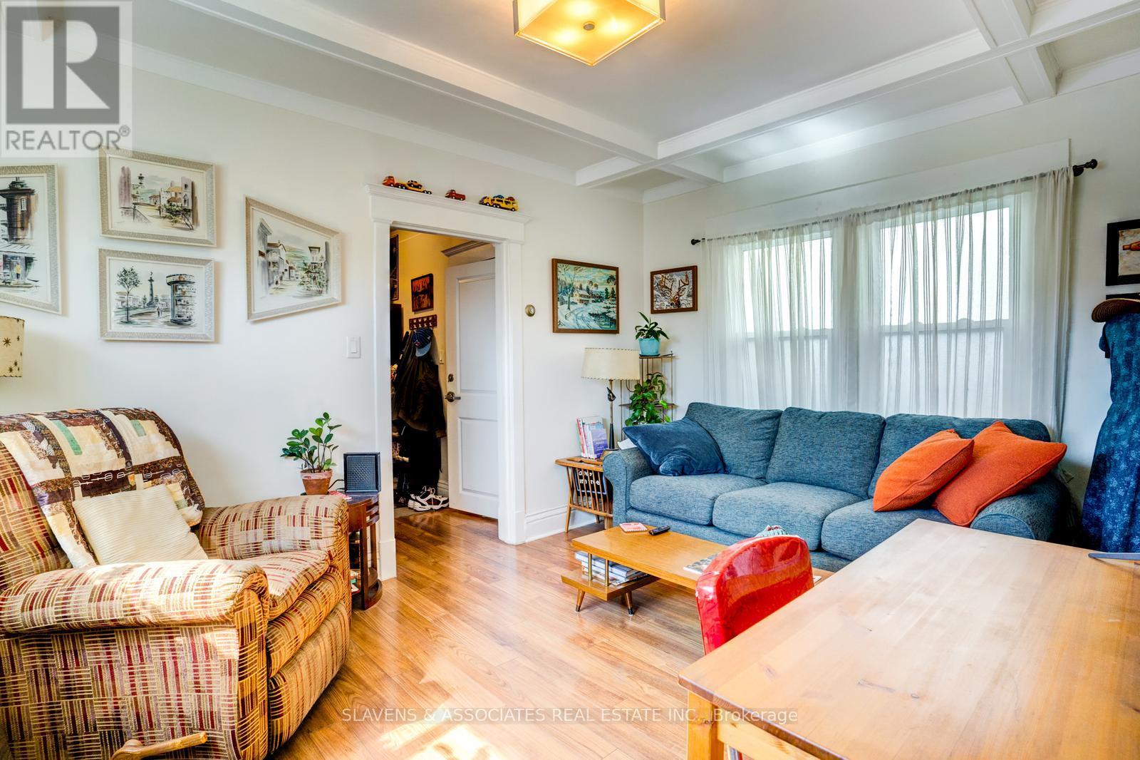 165 Roncesvalles Avenue, Toronto, Ontario  M6R 2L3 - Photo 35 - W12436857