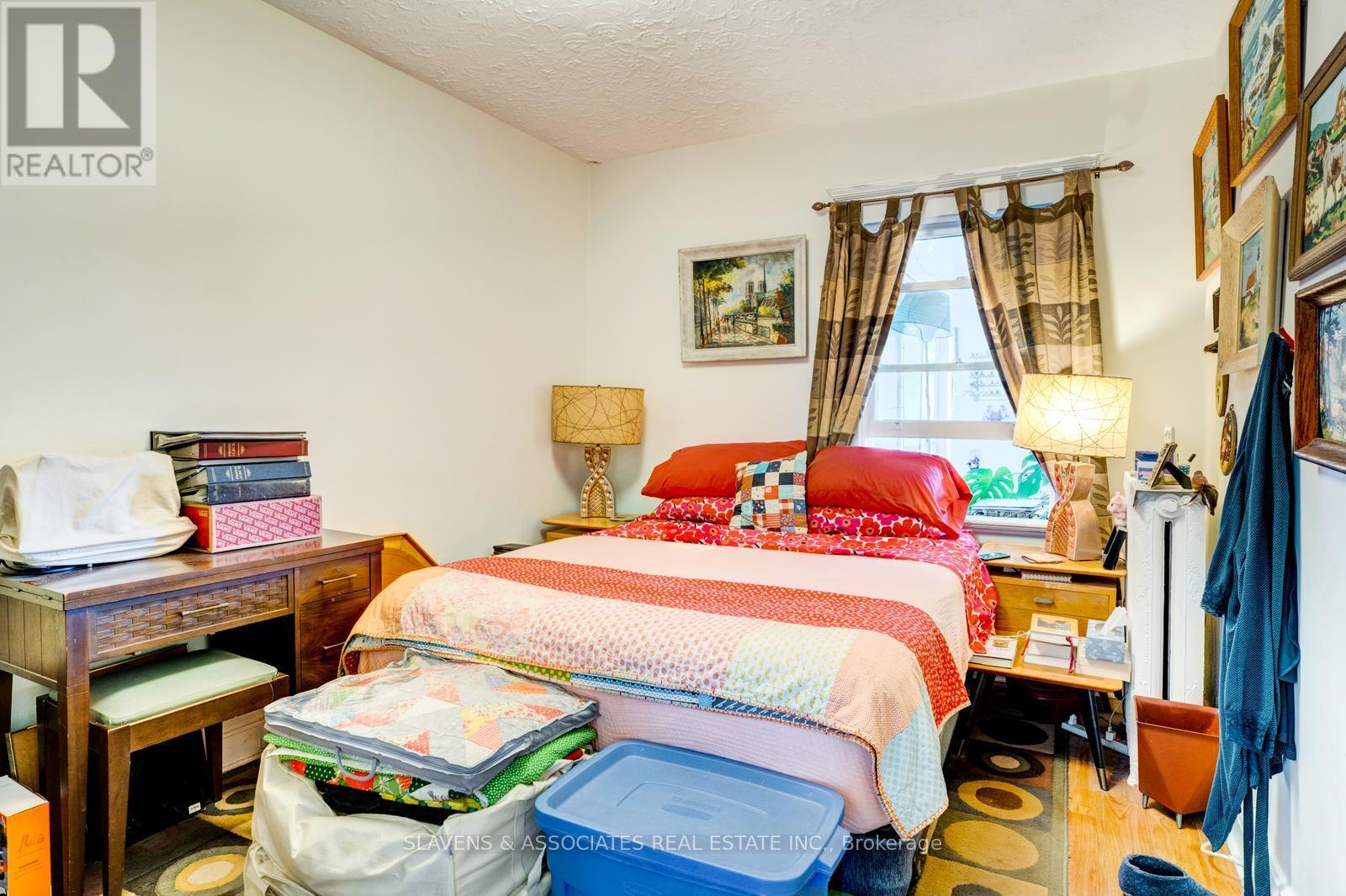 165 Roncesvalles Avenue, Toronto, Ontario  M6R 2L3 - Photo 40 - W12436857