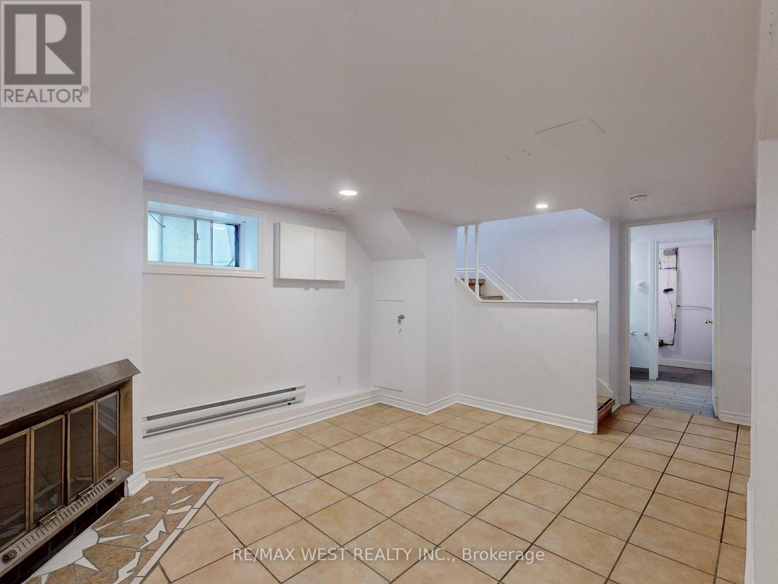 206 Howard Park Avenue, Toronto, Ontario  M6R 1W1 - Photo 27 - W12436860