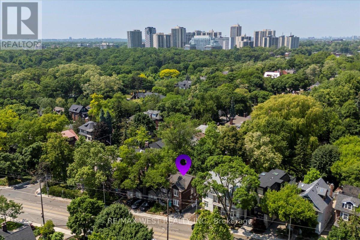 206 Howard Park Avenue, Toronto, Ontario  M6R 1W1 - Photo 34 - W12436860
