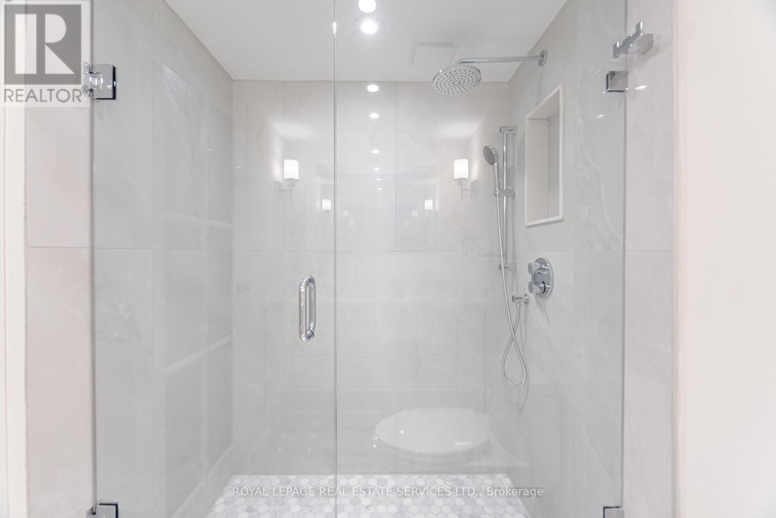 306 - 2180 Marine Drive, Oakville, Ontario  L6L 5V2 - Photo 17 - W12436861