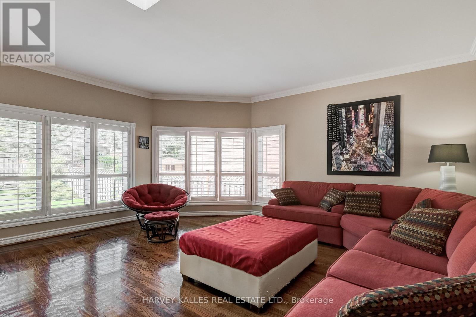 5108 Forest Hill Drive, Mississauga, Ontario  L5M 5A3 - Photo 14 - W12436866