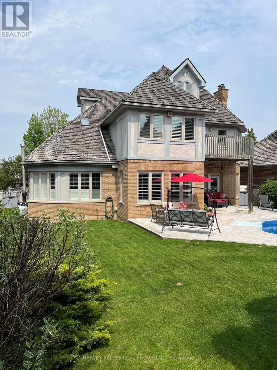 5108 Forest Hill Drive, Mississauga, Ontario  L5M 5A3 - Photo 35 - W12436866