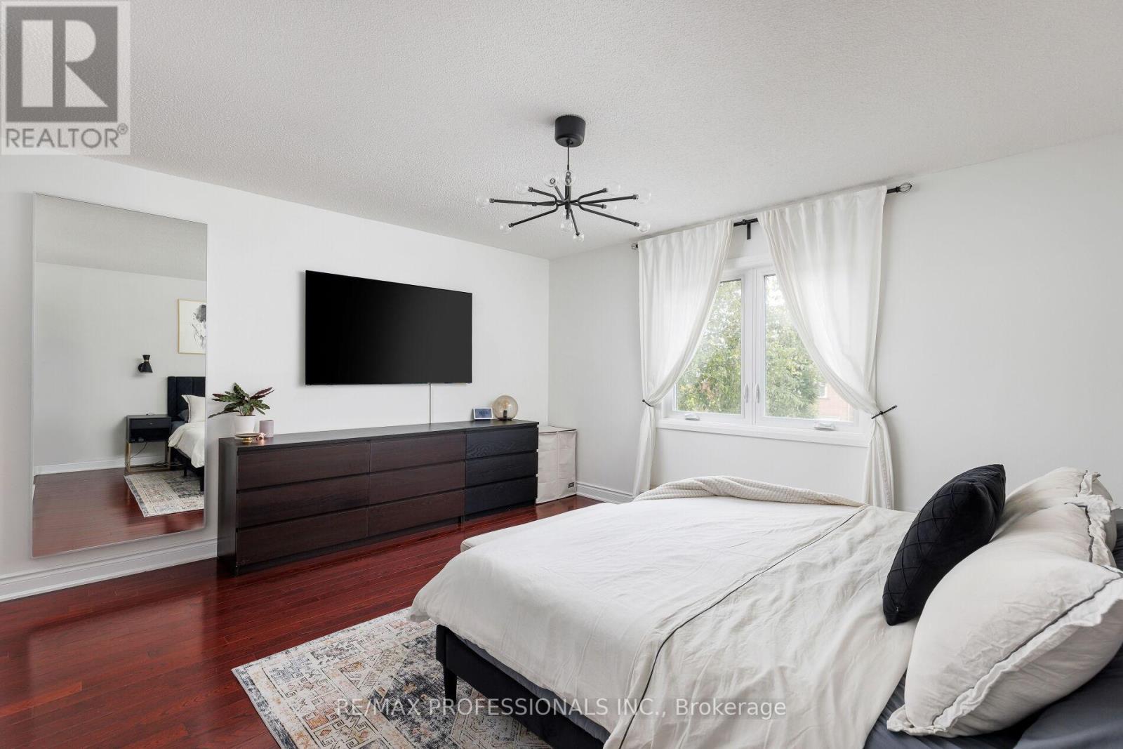 6433 Longspur Road, Mississauga, Ontario  L5N 6E4 - Photo 31 - W12436887