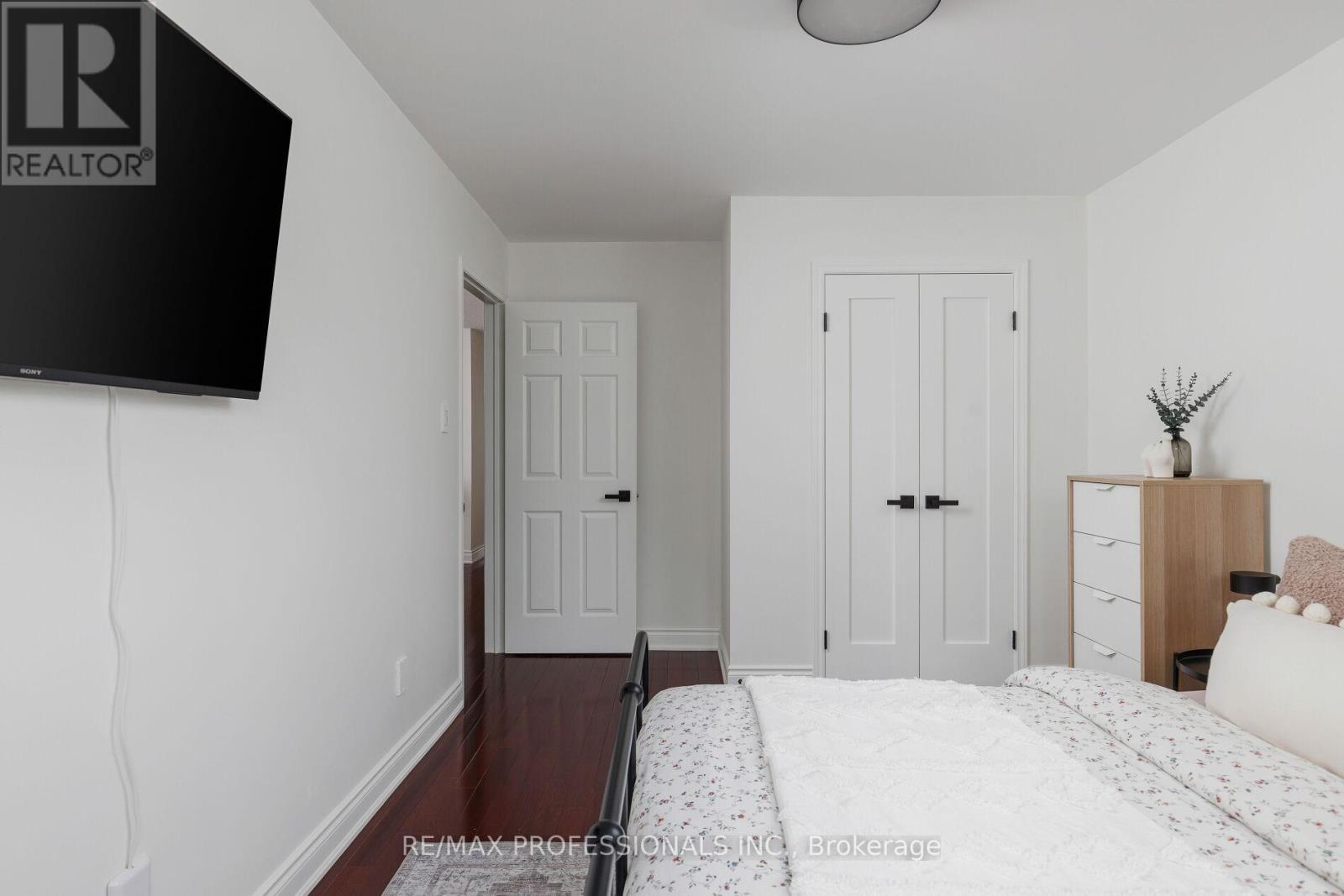 6433 Longspur Road, Mississauga, Ontario  L5N 6E4 - Photo 36 - W12436887