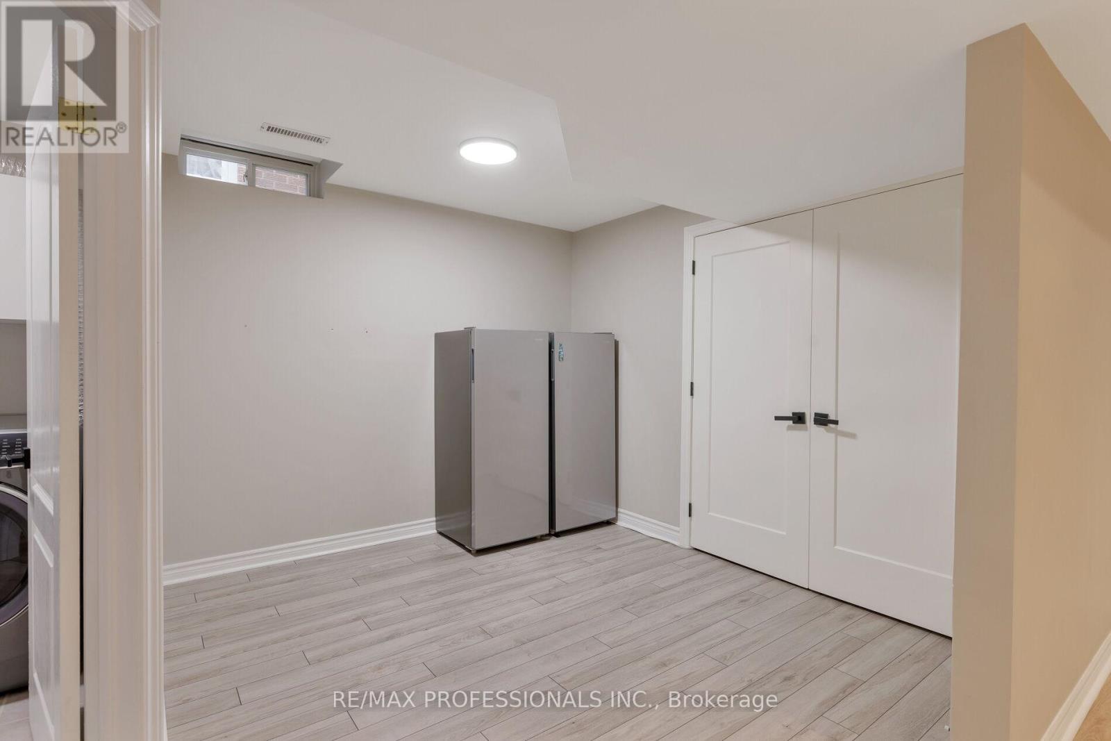 6433 Longspur Road, Mississauga, Ontario  L5N 6E4 - Photo 48 - W12436887