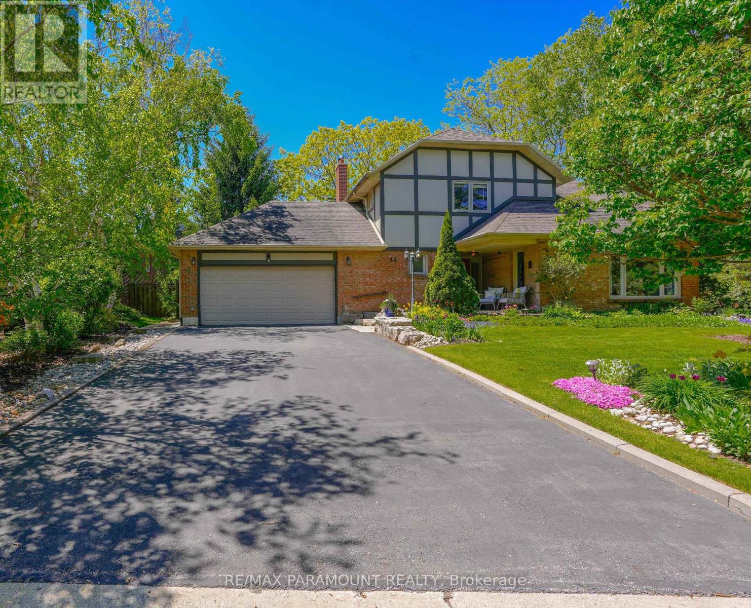 44 Cairnmore Court, Brampton, Ontario  L6Z 1T6 - Photo 2 - W12436900