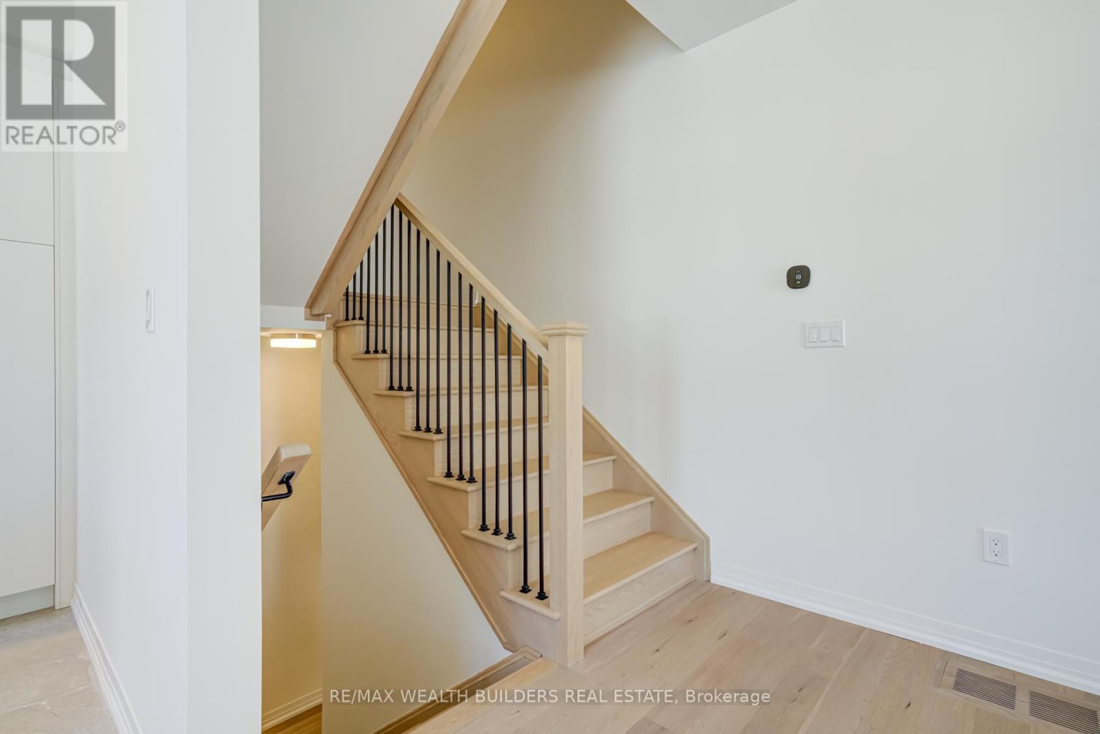 1 Kings Hill Drive, Brampton, Ontario  L7A 0B8 - Photo 17 - W12436935