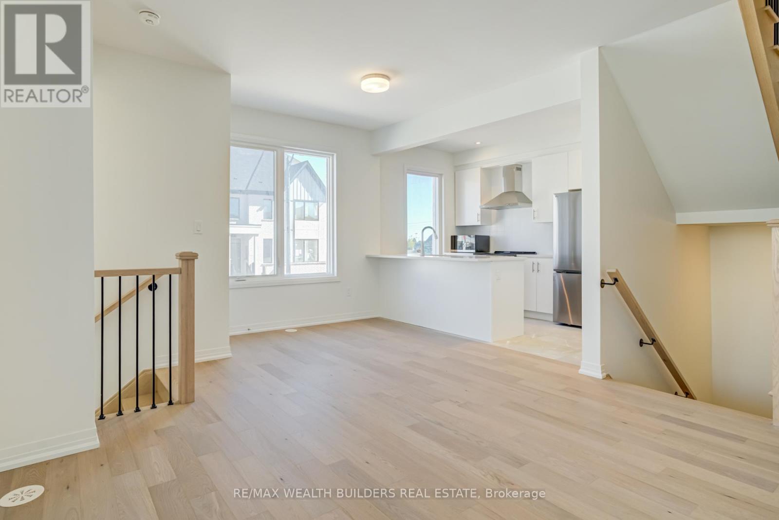 1 Kings Hill Drive, Brampton, Ontario  L7A 0B8 - Photo 8 - W12436935
