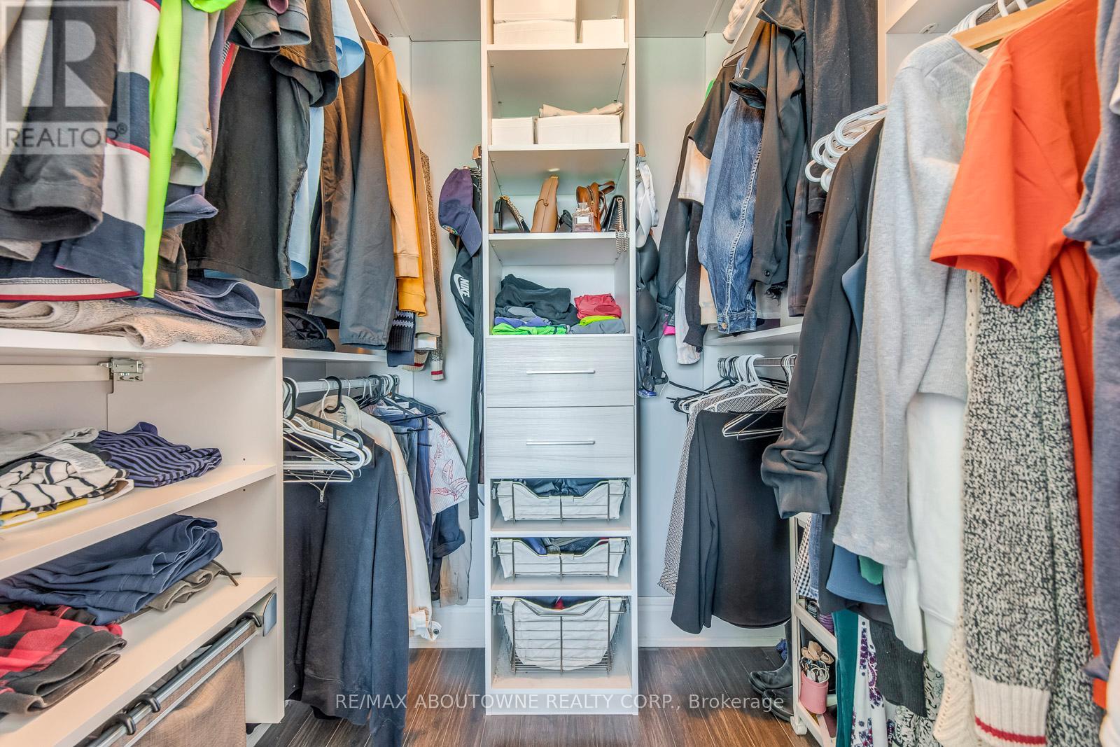 2524 - 165 Legion Road N, Toronto, Ontario  M8Y 0B3 - Photo 15 - W12436942