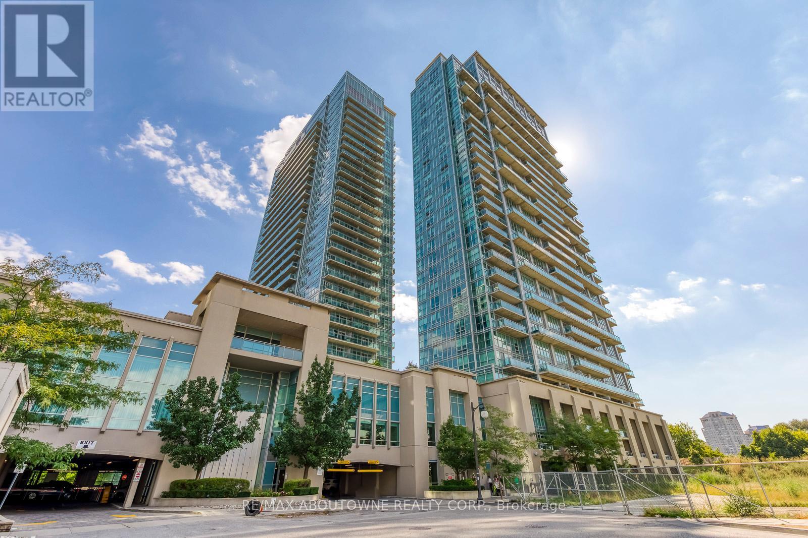 2524 - 165 Legion Road N, Toronto, Ontario  M8Y 0B3 - Photo 2 - W12436942