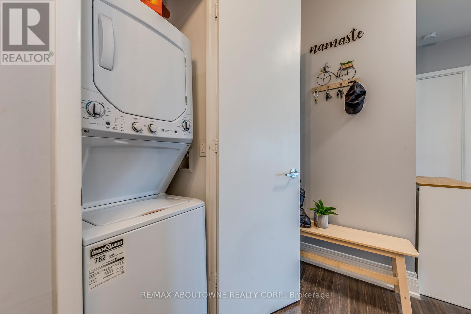 2524 - 165 Legion Road N, Toronto, Ontario  M8Y 0B3 - Photo 20 - W12436942