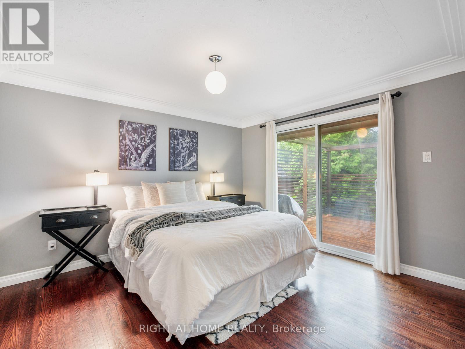 5509 Hixon Avenue, Burlington, Ontario  L7L 3S1 - Photo 10 - W12436964