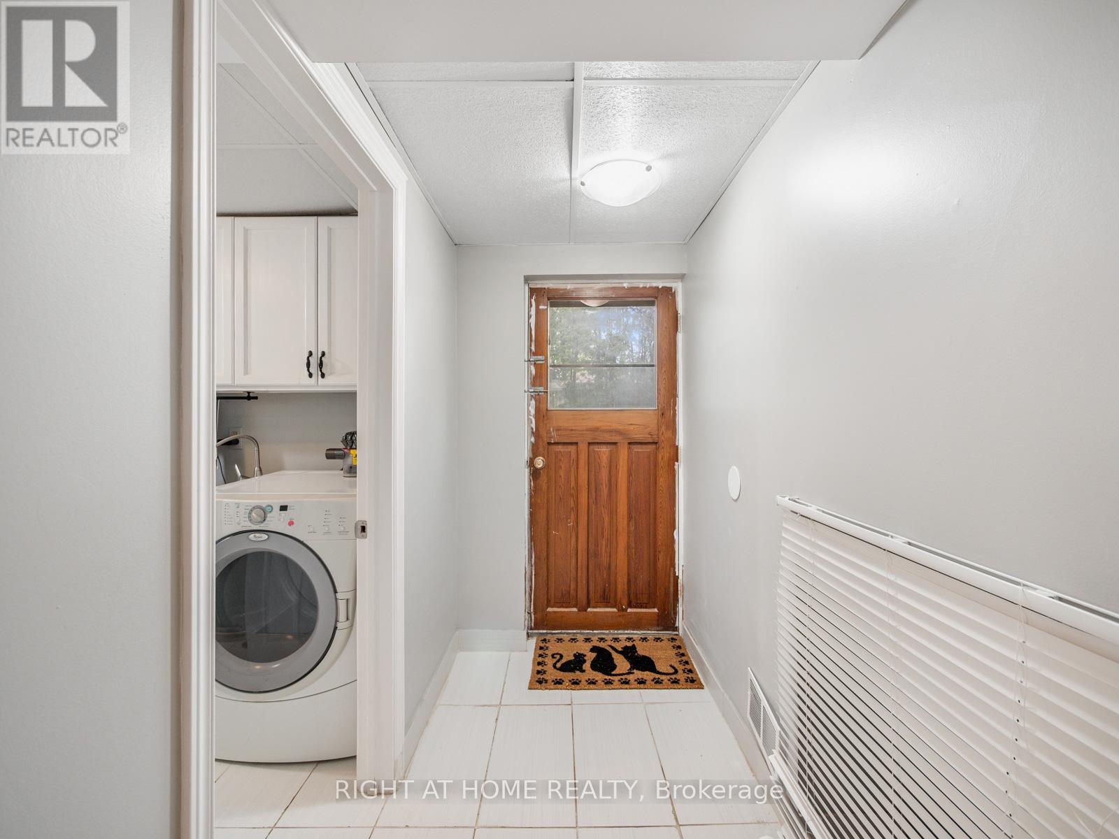 5509 Hixon Avenue, Burlington, Ontario  L7L 3S1 - Photo 15 - W12436964