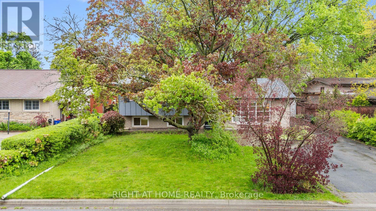 5509 Hixon Avenue, Burlington, Ontario  L7L 3S1 - Photo 24 - W12436964