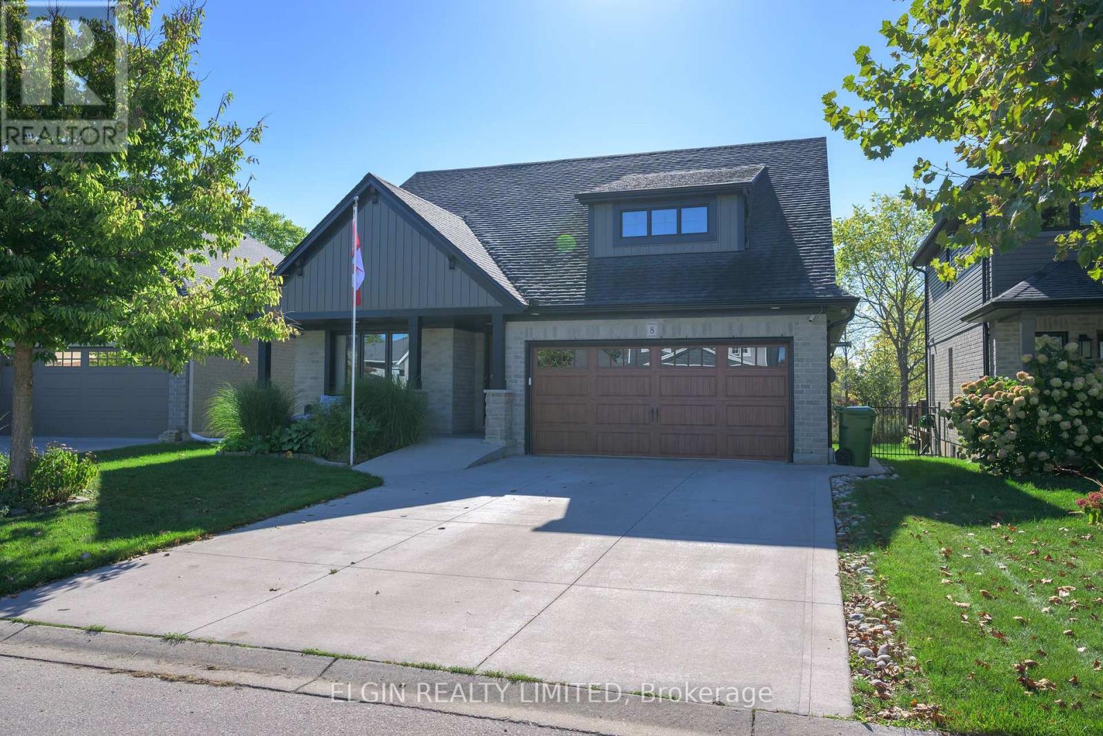 8 DEERFIELD COURT, St. Thomas, Ontario