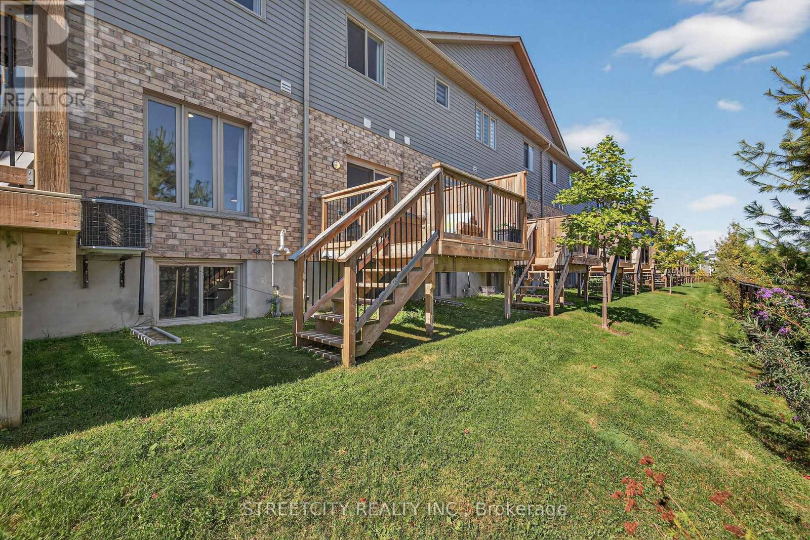 37 - 2491 Tokala Trail, London North, Ontario  N6G 0X1 - Photo 43 - X12437210