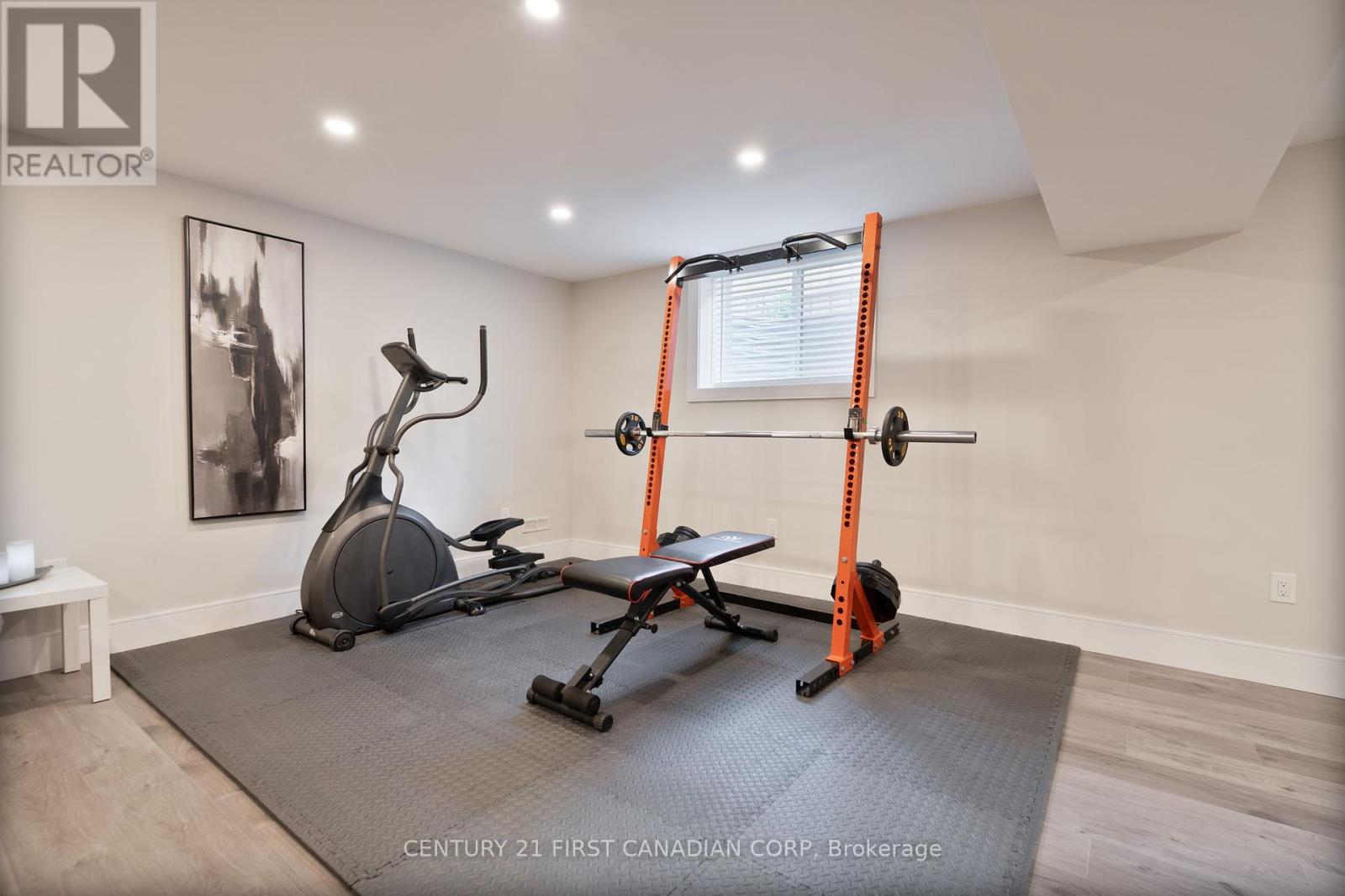 16 Foxborough Place, Thames Centre, Ontario  N0M 2P0 - Photo 25 - X12437212
