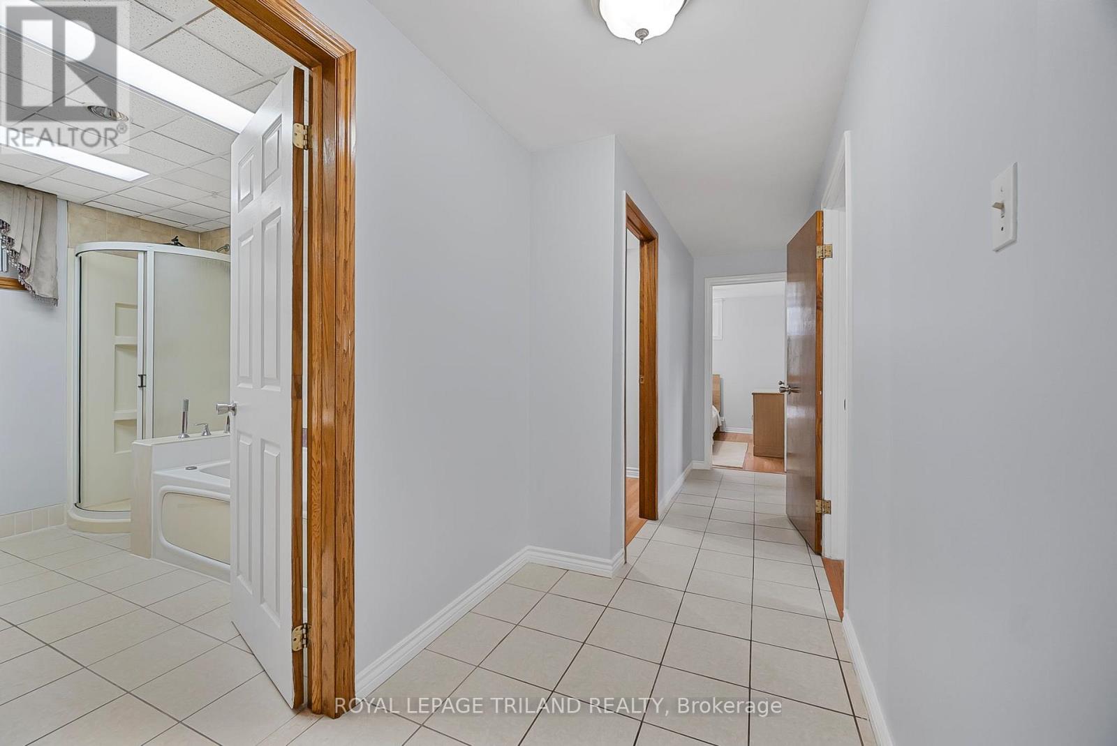 1210 Hamilton Road, London East, Ontario  N5W 1A9 - Photo 16 - X12437283