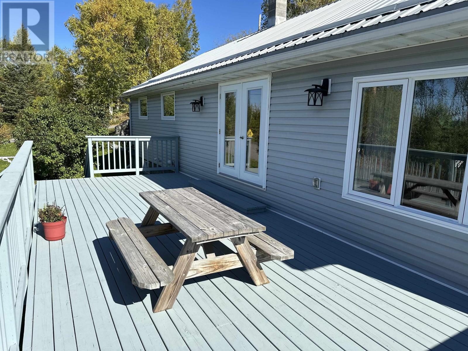 16 Lakeview Avenue, Cochenour, Ontario  P0V 1L0 - Photo 11 - TB253107