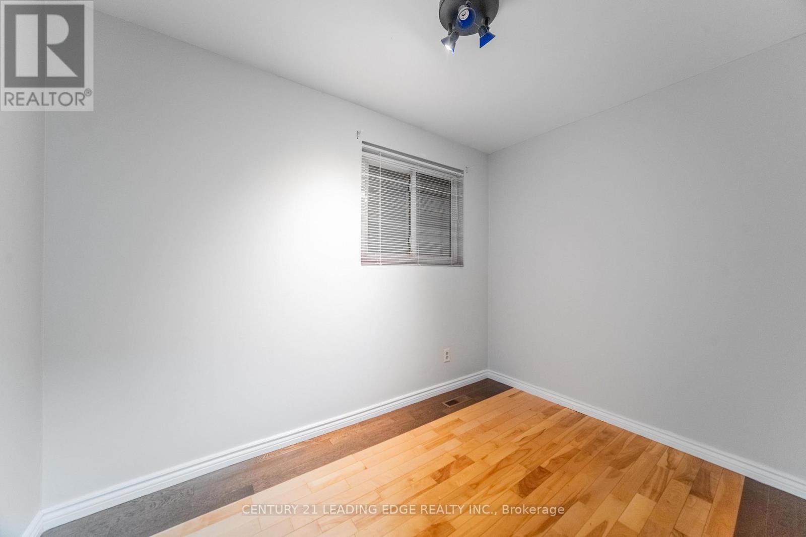 77 Snowball Crescent, Toronto, Ontario  M1B 1S5 - Photo 18 - E12437077