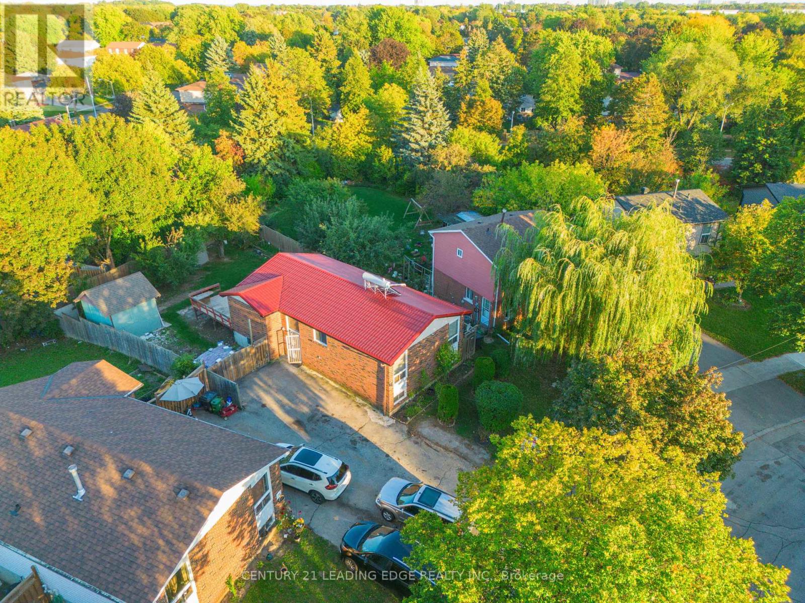 77 Snowball Crescent, Toronto, Ontario  M1B 1S5 - Photo 2 - E12437077