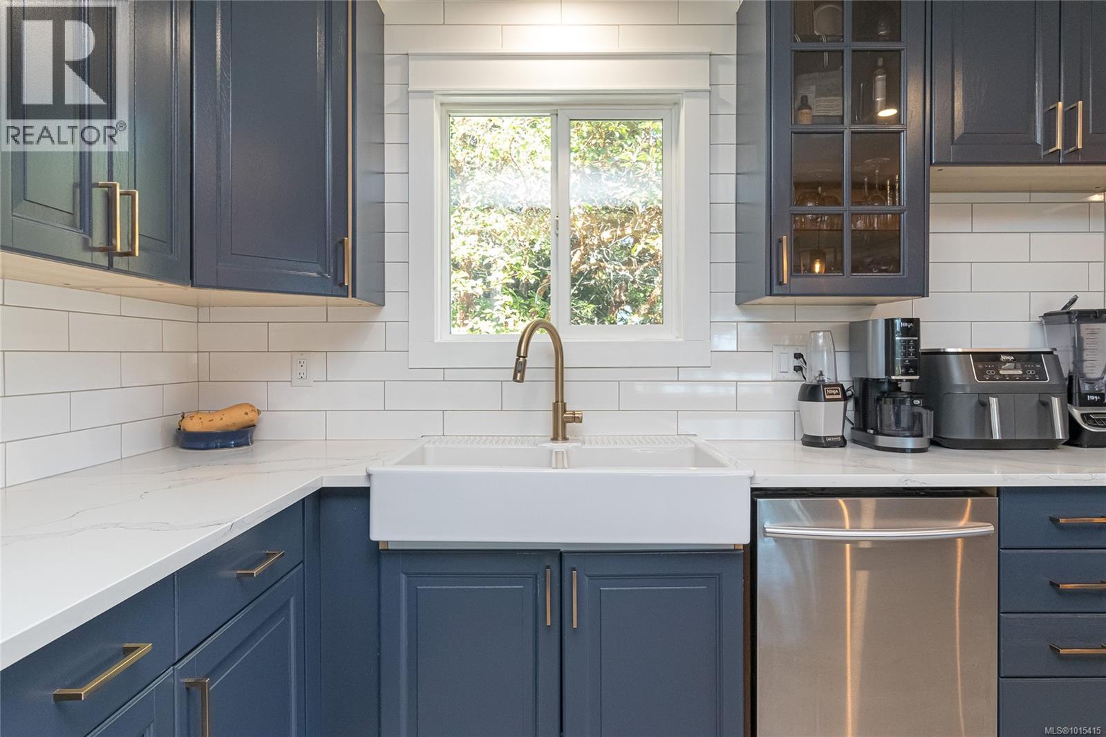 104 Dorothy Lane, View Royal, British Columbia V9B 6B5 - Photo 11 - 1015415