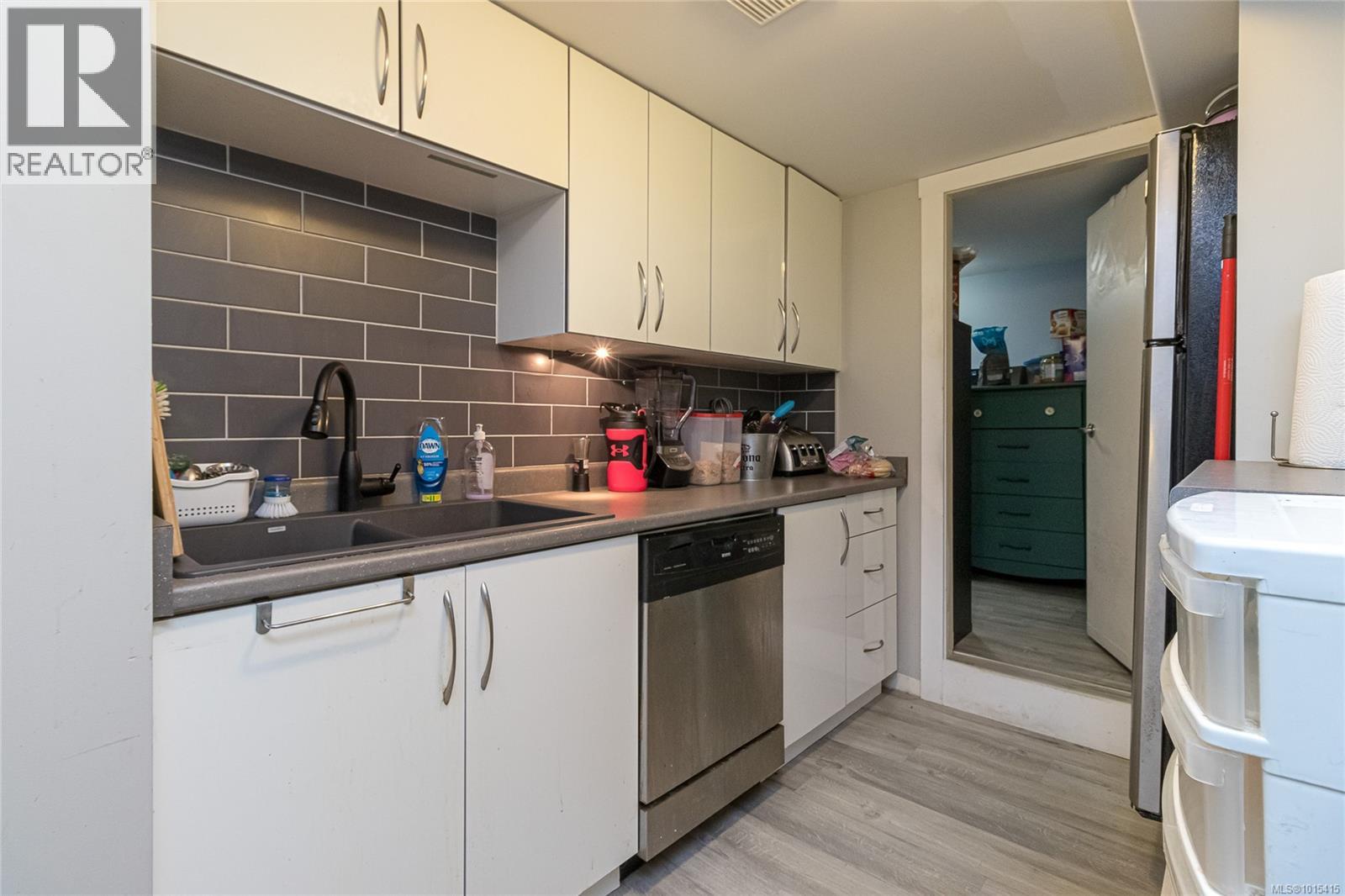 104 Dorothy Lane, View Royal, British Columbia V9B 6B5 - Photo 26 - 1015415