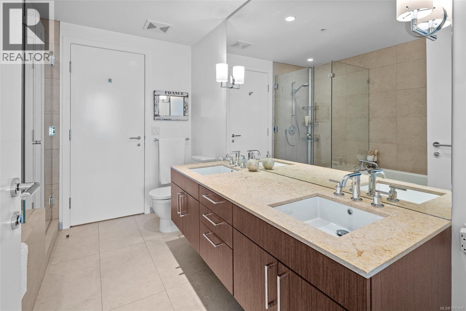 208 100 Saghalie Rd, Victoria, British Columbia  V9A 0A1 - Photo 13 - 1015406