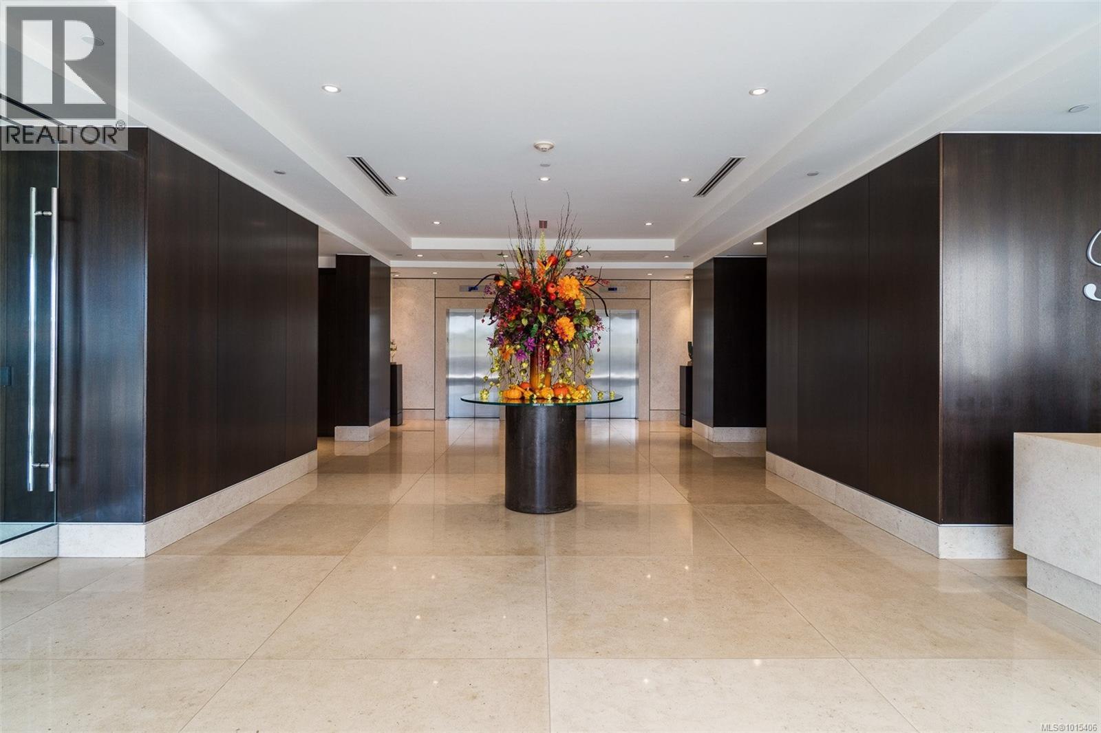 208 100 Saghalie Rd, Victoria, British Columbia  V9A 0A1 - Photo 23 - 1015406