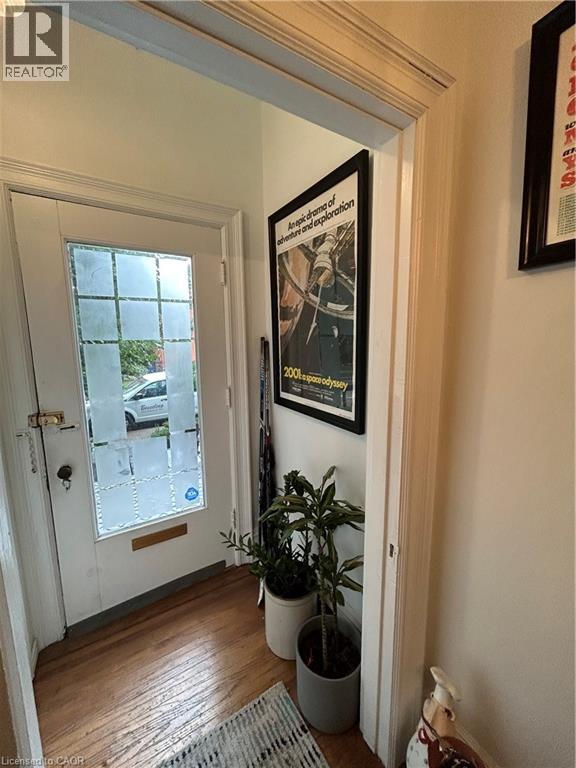 207 Charlton Avenue W Unit# 1, Hamilton, Ontario  L8P 2E3 - Photo 8 - 40773877