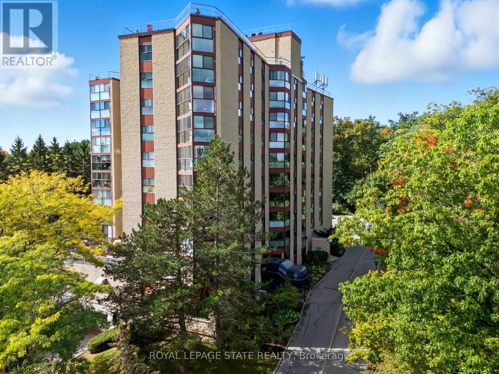 702 - 20 Berkley Street, Cambridge, Ontario  N1S 4S8 - Photo 1 - X12436721