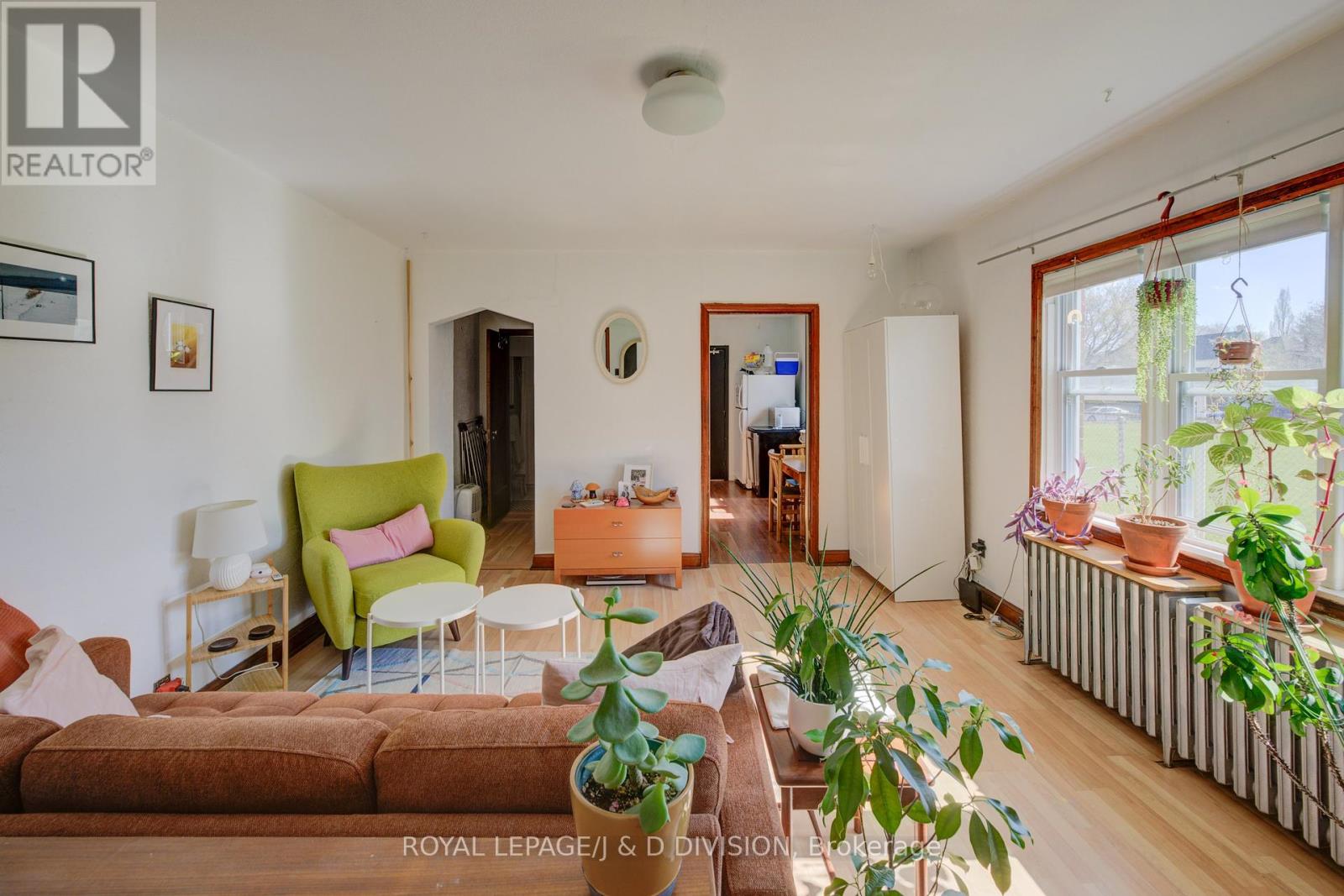 345 Louisa Street, Kitchener, Ontario  N2H 5N1 - Photo 19 - X12436725