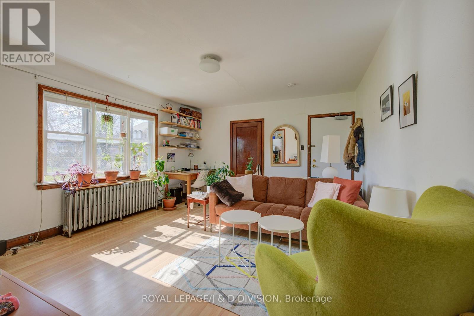 345 Louisa Street, Kitchener, Ontario  N2H 5N1 - Photo 22 - X12436725