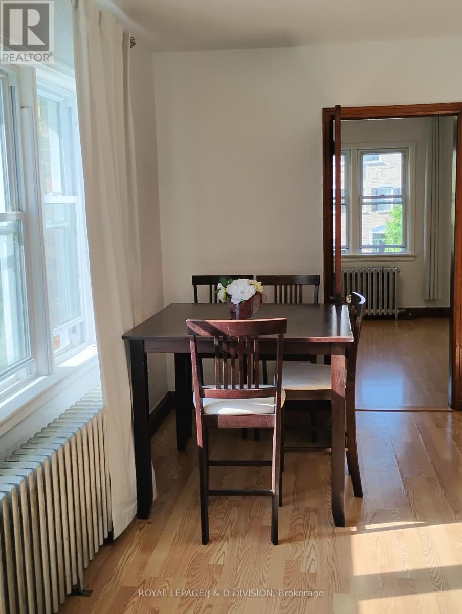 345 Louisa Street, Kitchener, Ontario  N2H 5N1 - Photo 34 - X12436725