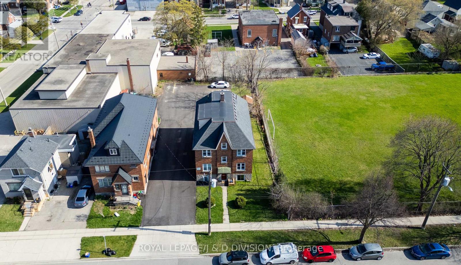 345 Louisa Street, Kitchener, Ontario  N2H 5N1 - Photo 45 - X12436725