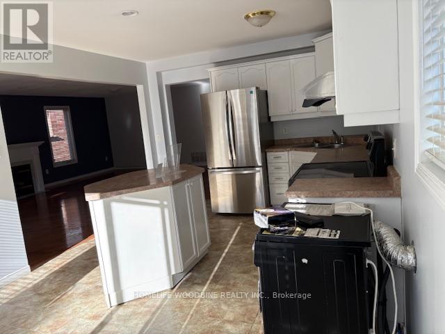 742 Whetherfield Street, London North, Ontario  N6H 5T6 - Photo 7 - X12436739