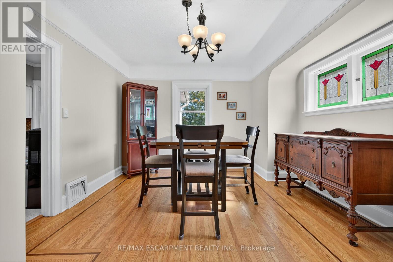 100 Wigton Street, Haldimand, Ontario  N3W 1E9 - Photo 13 - X12436746