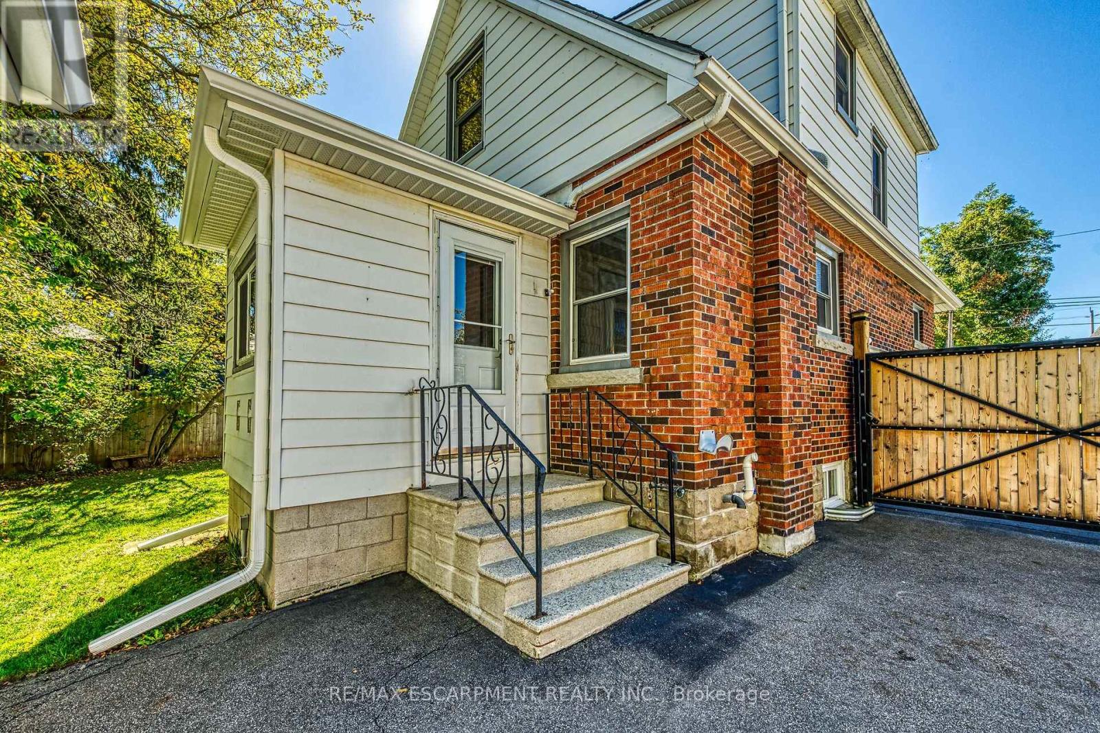 100 Wigton Street, Haldimand, Ontario  N3W 1E9 - Photo 37 - X12436746