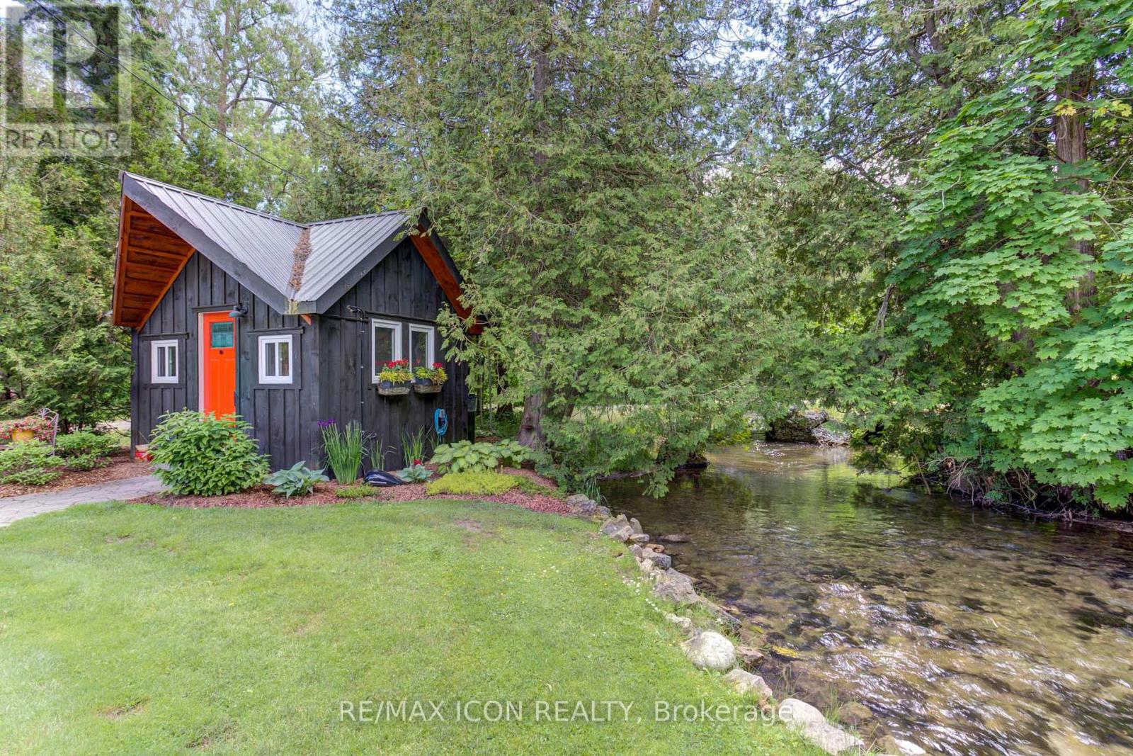 146 Field Street, West Grey, Ontario  N0G 1R0 - Photo 20 - X12436781