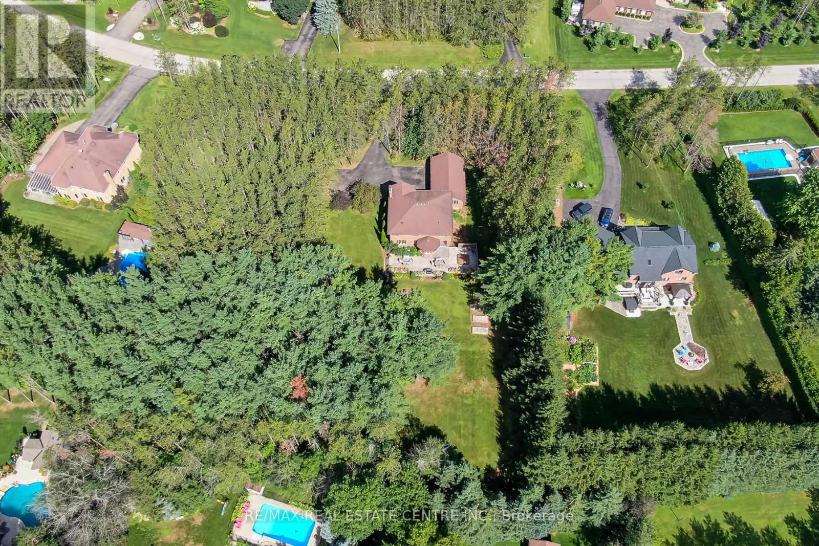 4 Pine Ridge Road, Erin, Ontario  N0B 1T0 - Photo 27 - X12436817