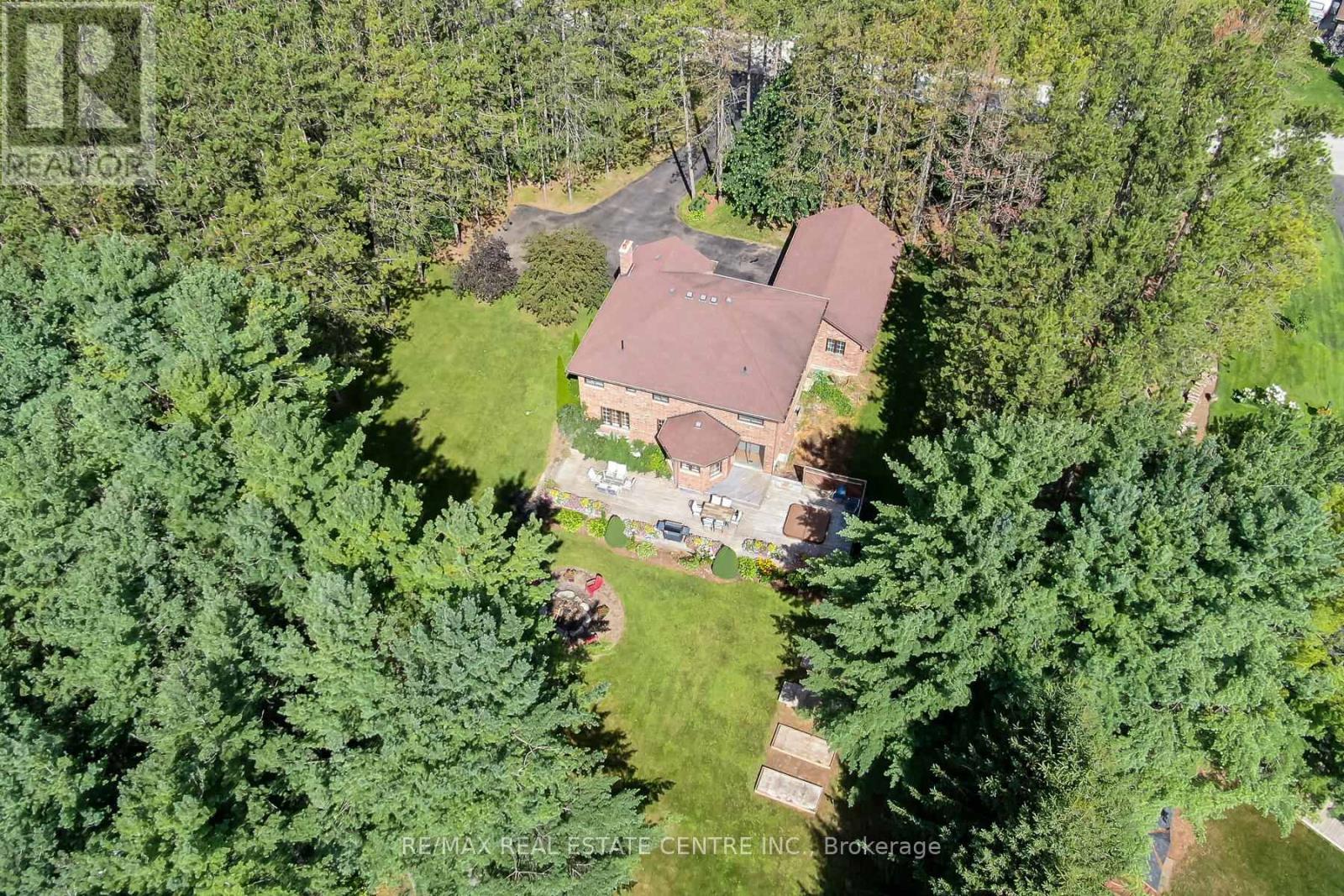 4 Pine Ridge Road, Erin, Ontario  N0B 1T0 - Photo 28 - X12436817