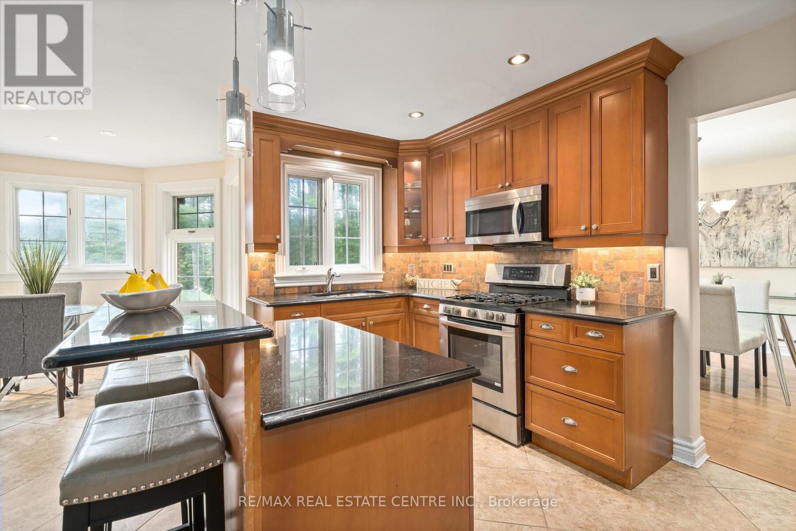 4 Pine Ridge Road, Erin, Ontario  N0B 1T0 - Photo 6 - X12436817