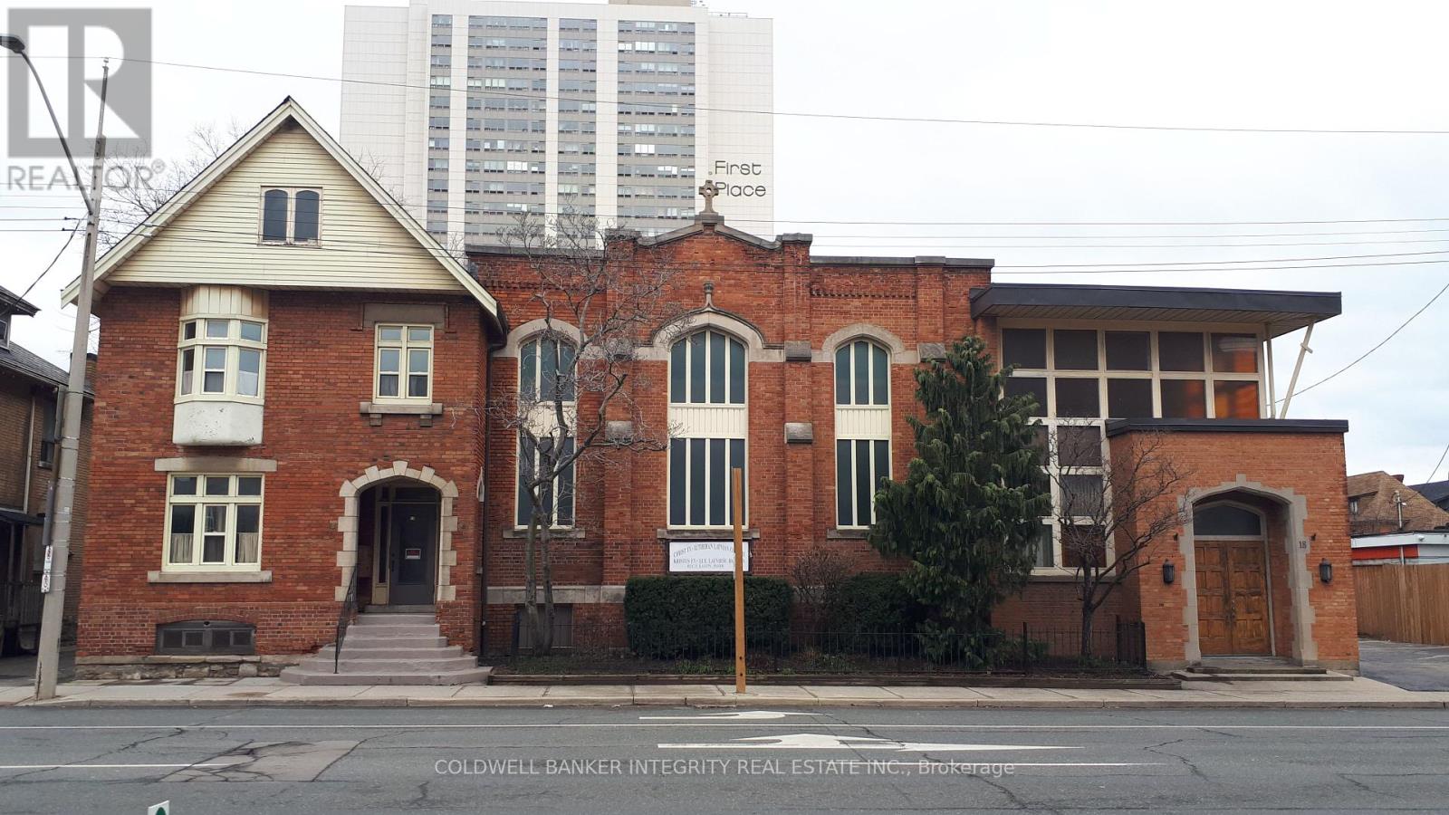 18 VICTORIA AVENUE S, Hamilton, Ontario