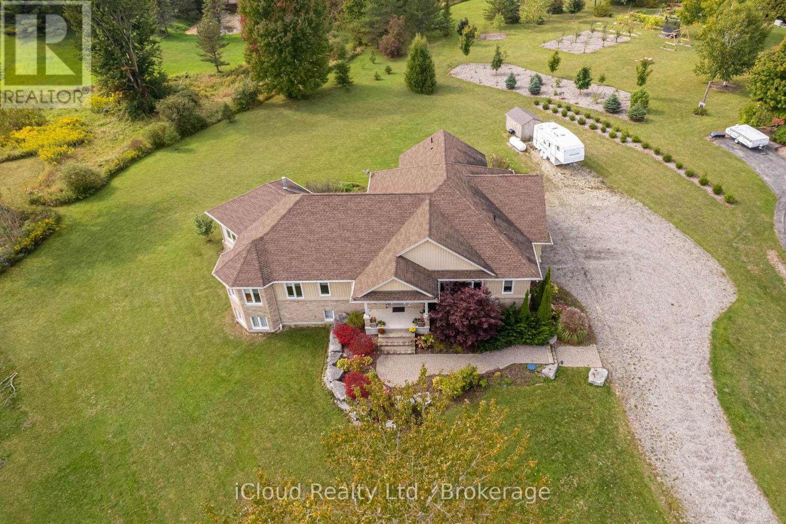16 Highland Road, Minto, Ontario  N0G 1M0 - Photo 2 - X12436865